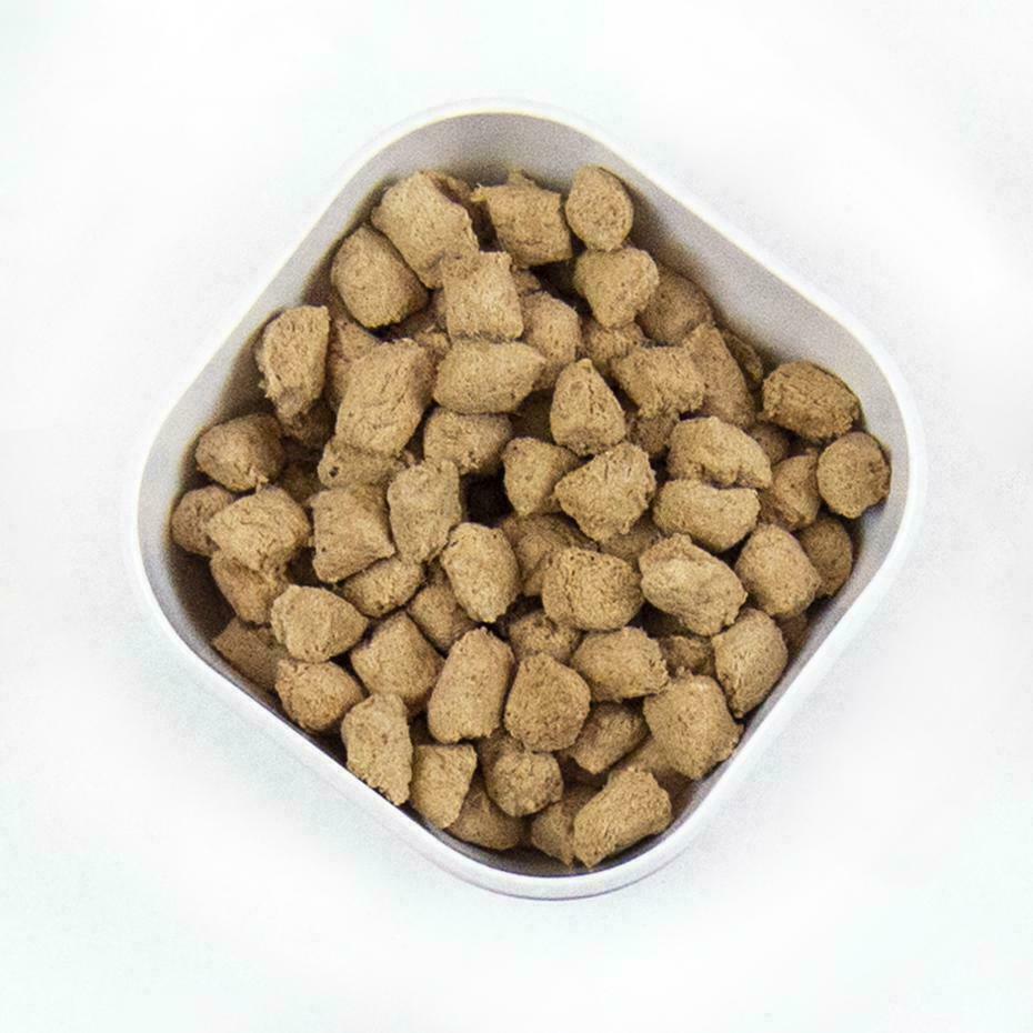 Stella & Chewy's Cat Freeze-Dried Raw, Yummy Lickin' Salmon & Chicken Dinner Morsels, 3.5-oz image number null