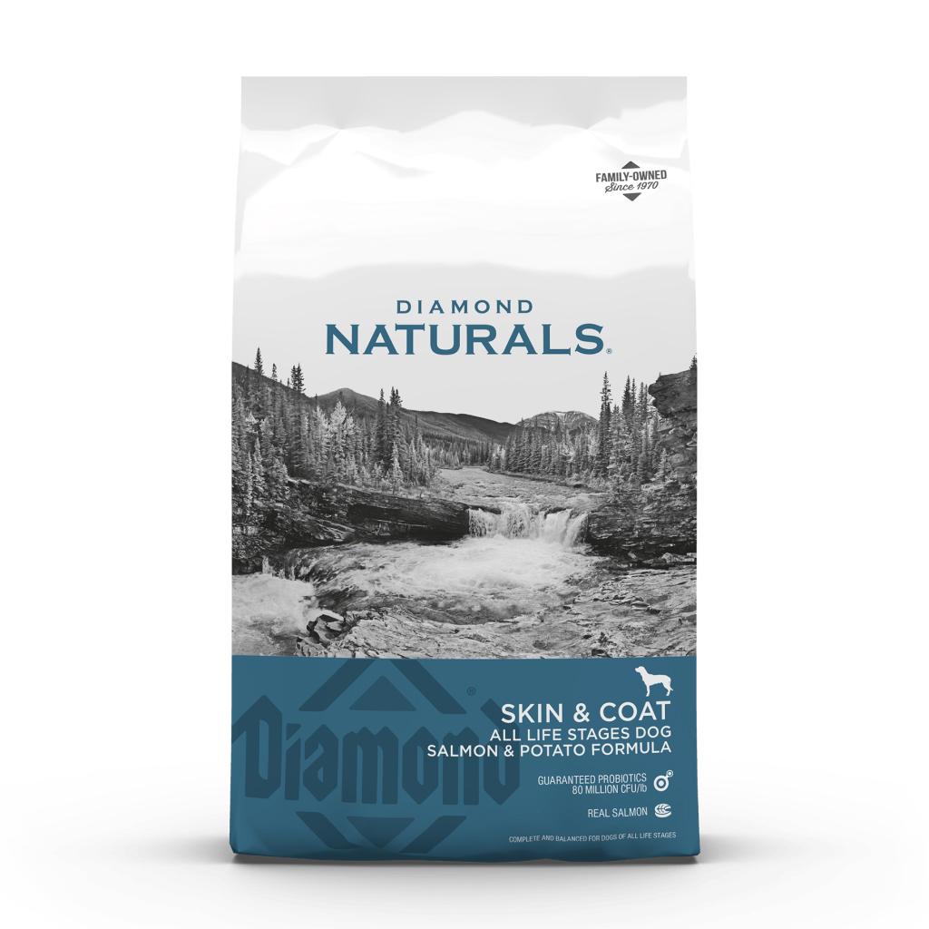 Diamond Naturals Skin & Coat Salmon & Potato Formula Dry Dog Food, 30-lb image number null